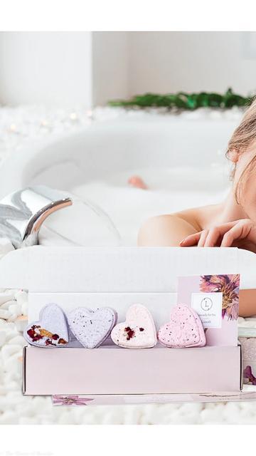 4 Heart Shaped Shower Steamers - Lavender scent