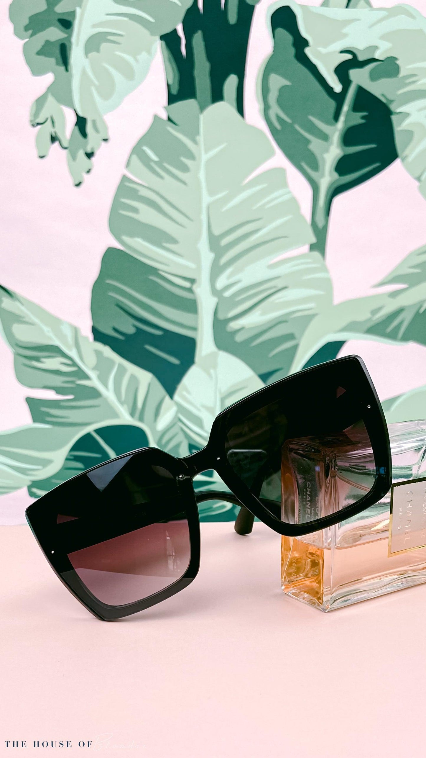 Sophia Square Frame Sunglasses (4 COLORS) by www.thehouseofblondie.com